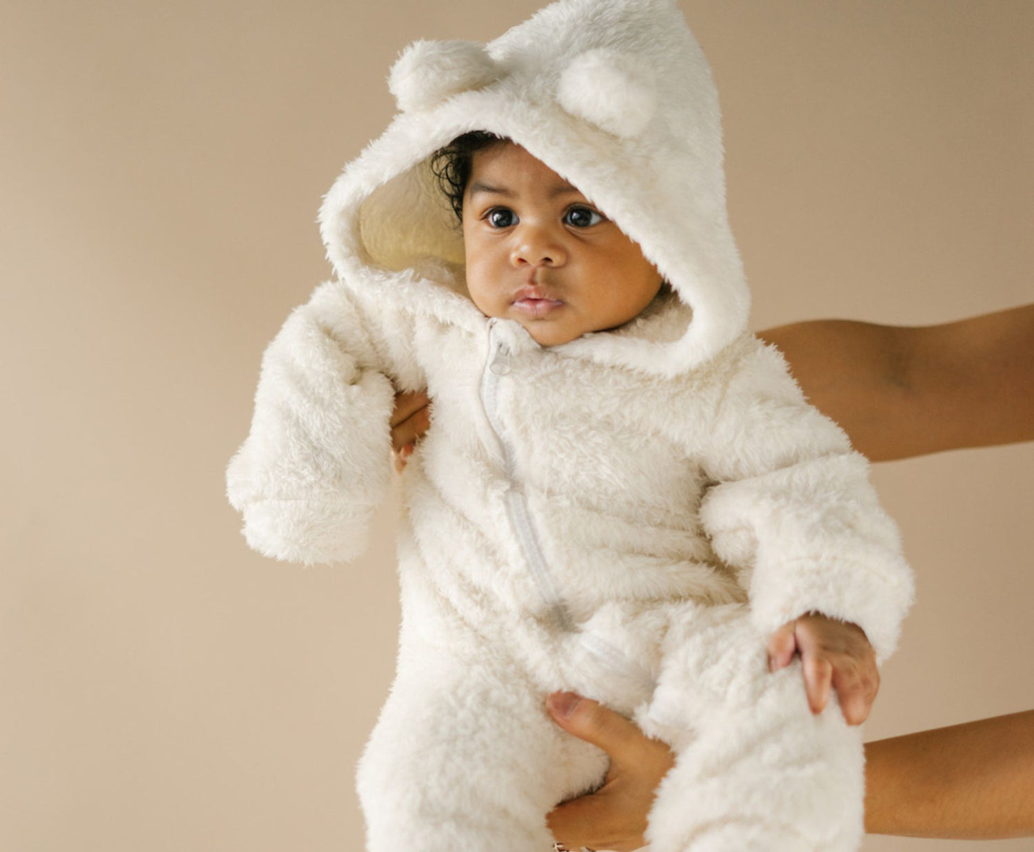 15 Gender Neutral Baby Clothes You’ll Love