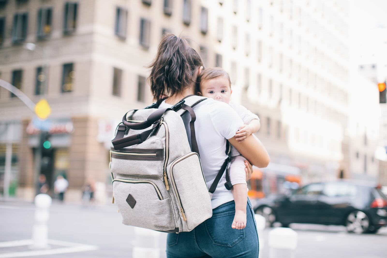 10 Backpack Essentials for Moms: Stay Prepared for Anything!