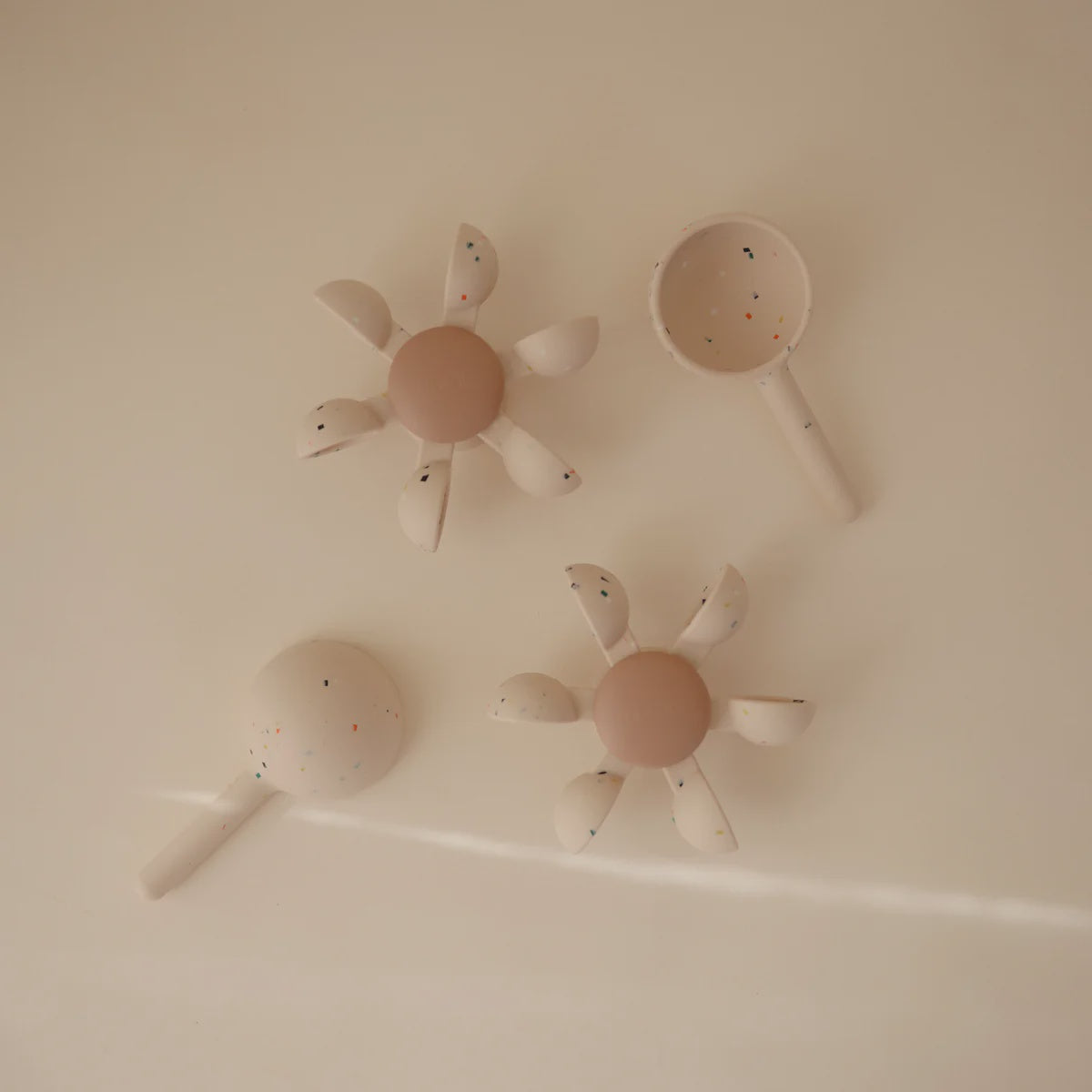 Mushie Water Wheel Bath Toy