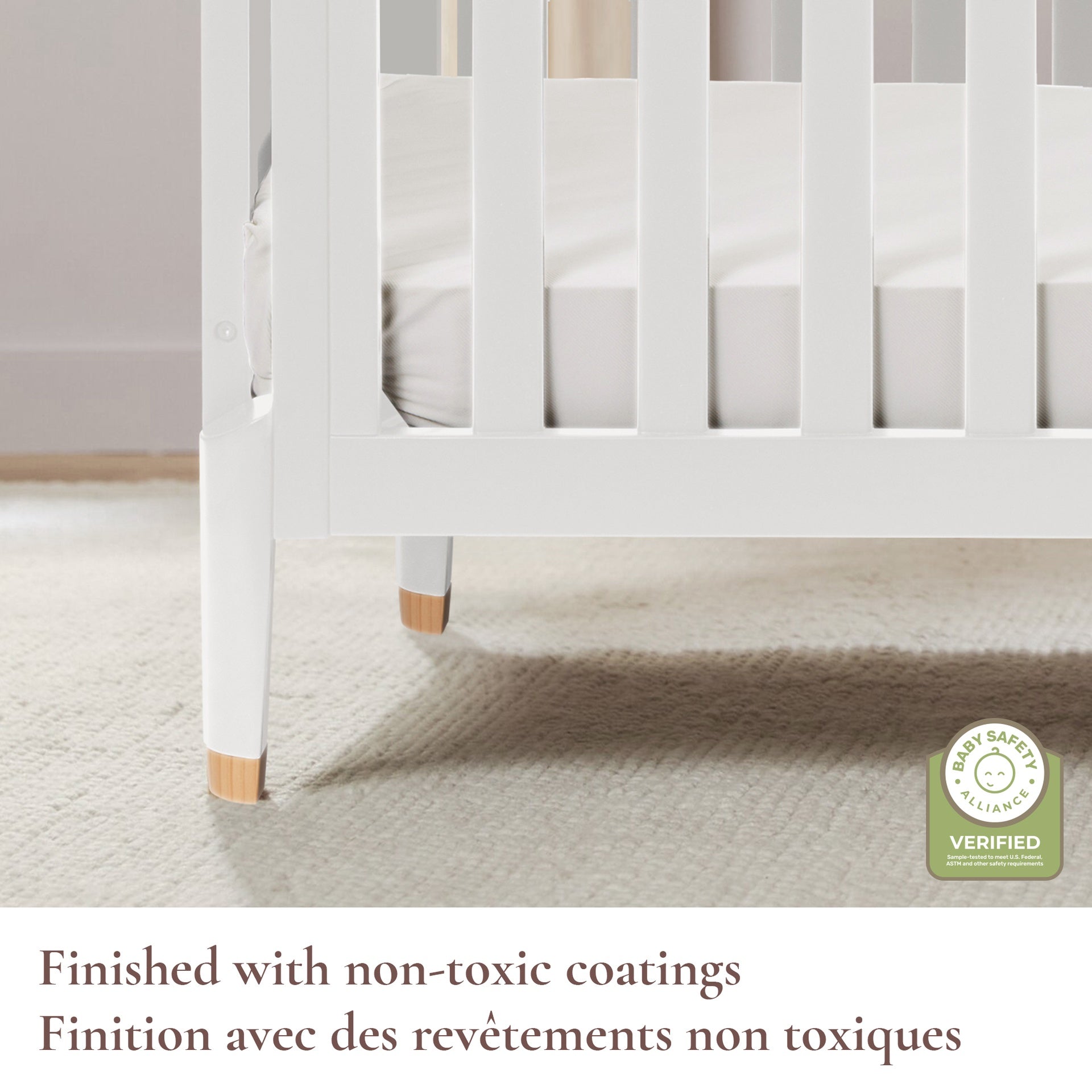 Little Seeds Aster 4-in-1 Convertible Crib - White