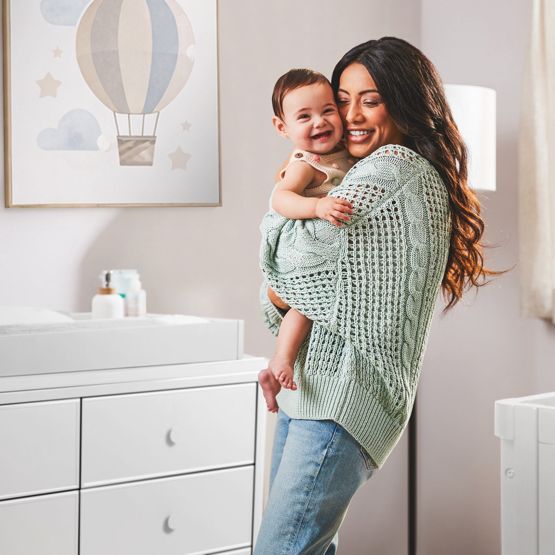 Little Seeds Aster 6-Drawer Nursery Dresser - White