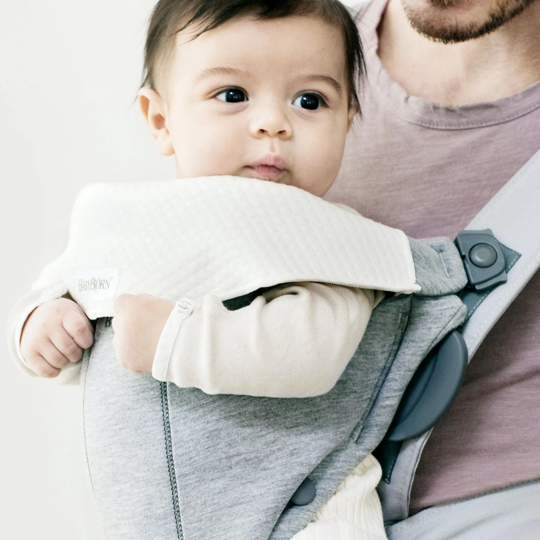 Baby Bjorn Bib for Baby Carrier Mini & Free (White/2 Pack)
