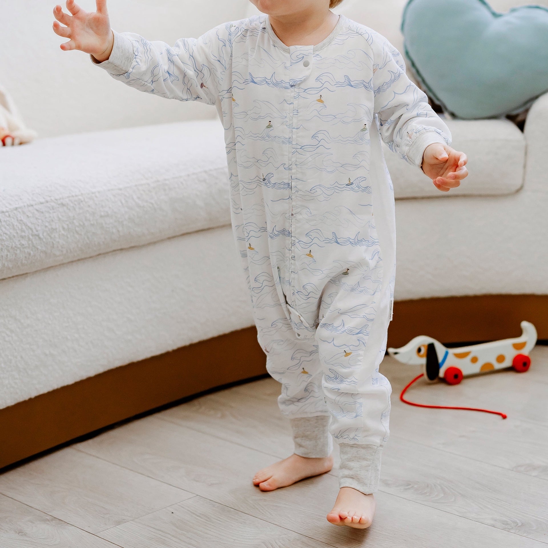 Nest Designs - Bamboo Long Sleeve Footed Sleep Bag - 0.6 TOG - Surf's Up