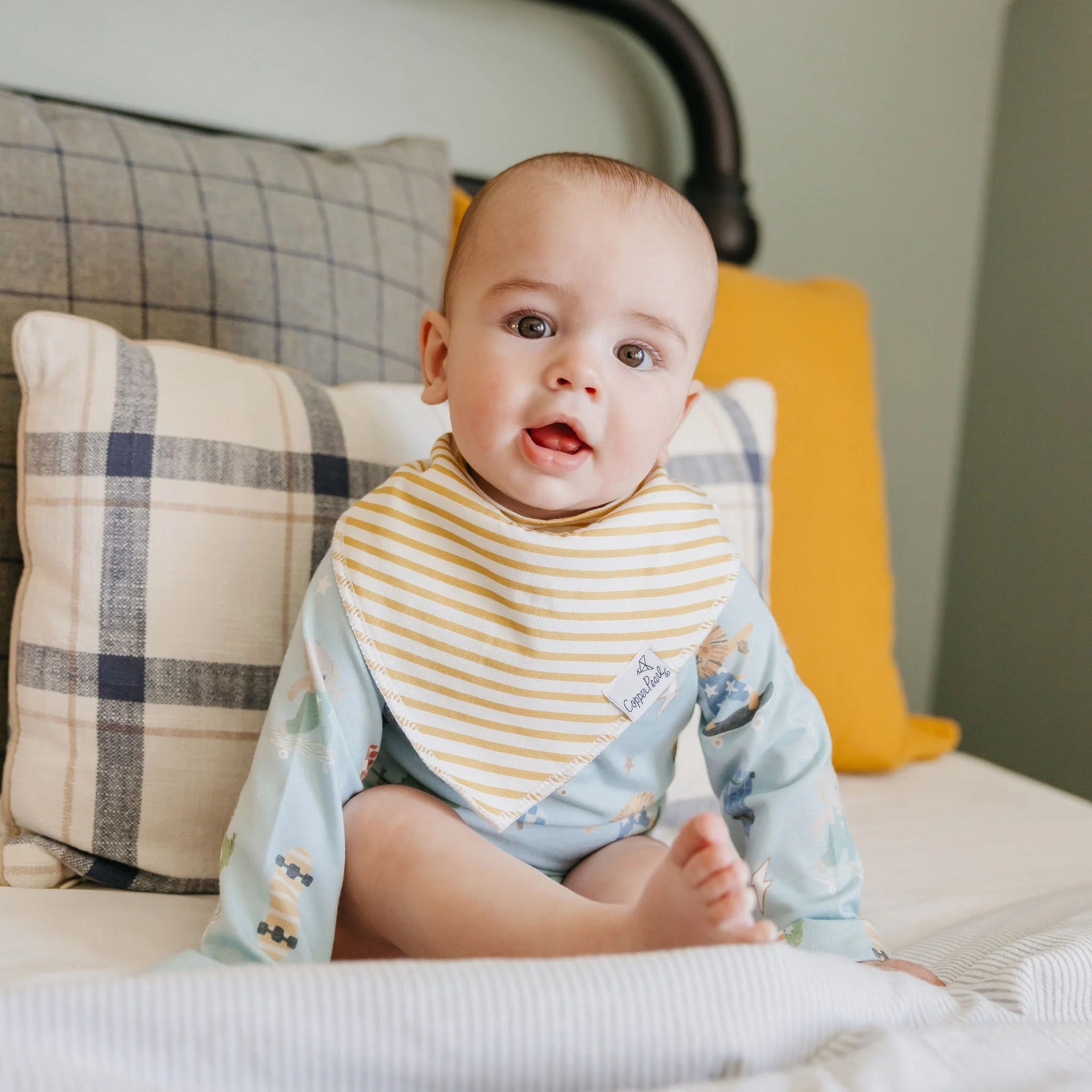 Copper Pearl Bandana Bib Set - Speedster