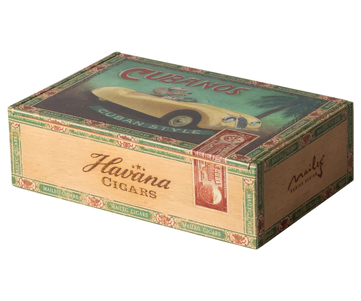 Maileg Grandma and Grandpa in Cigar Box