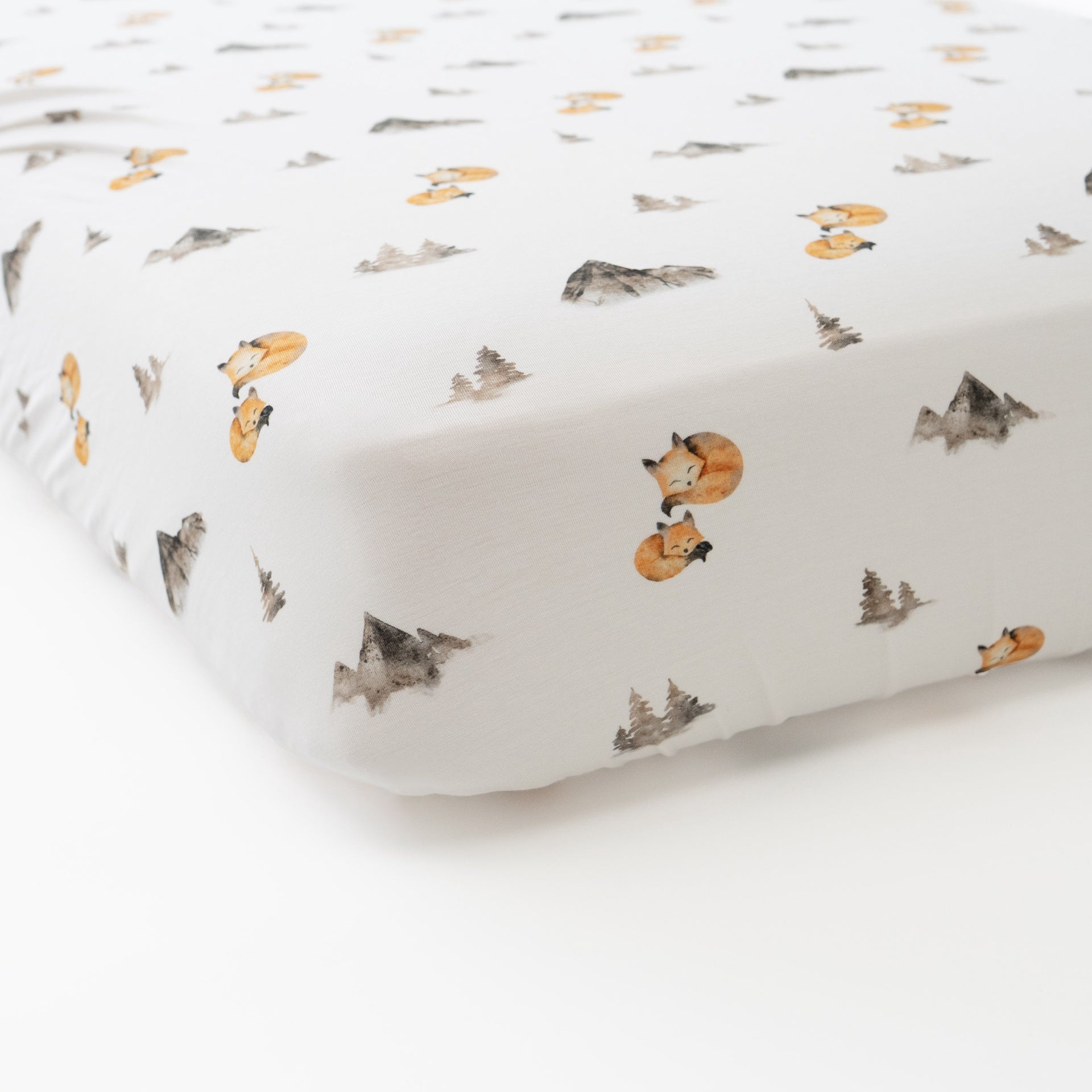 Bamboo Crib Sheet - Foxes