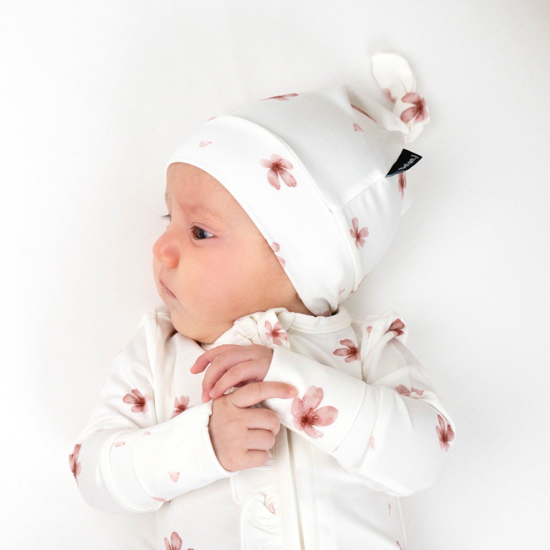 Knotted Hat - Petals