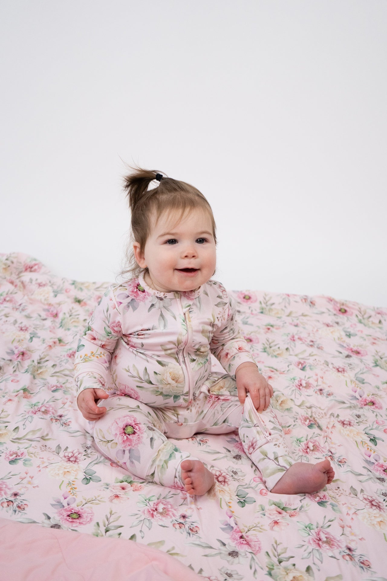 Footless Sleeper - Evergreen Floral Bliss