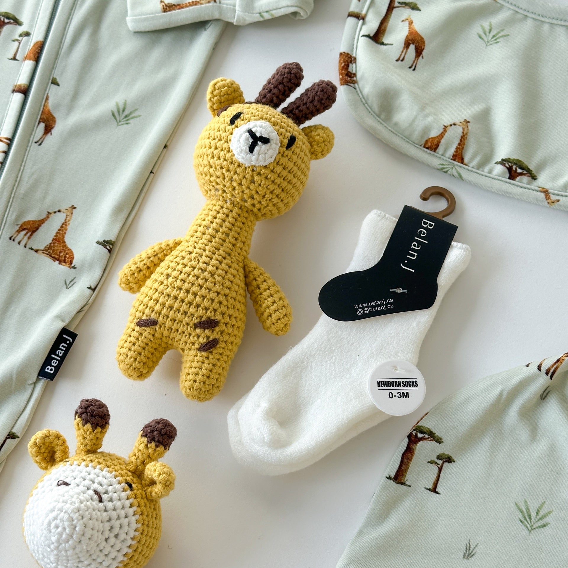 Baby Gift Box - Giraffes (Newborn Footed Sleeper)