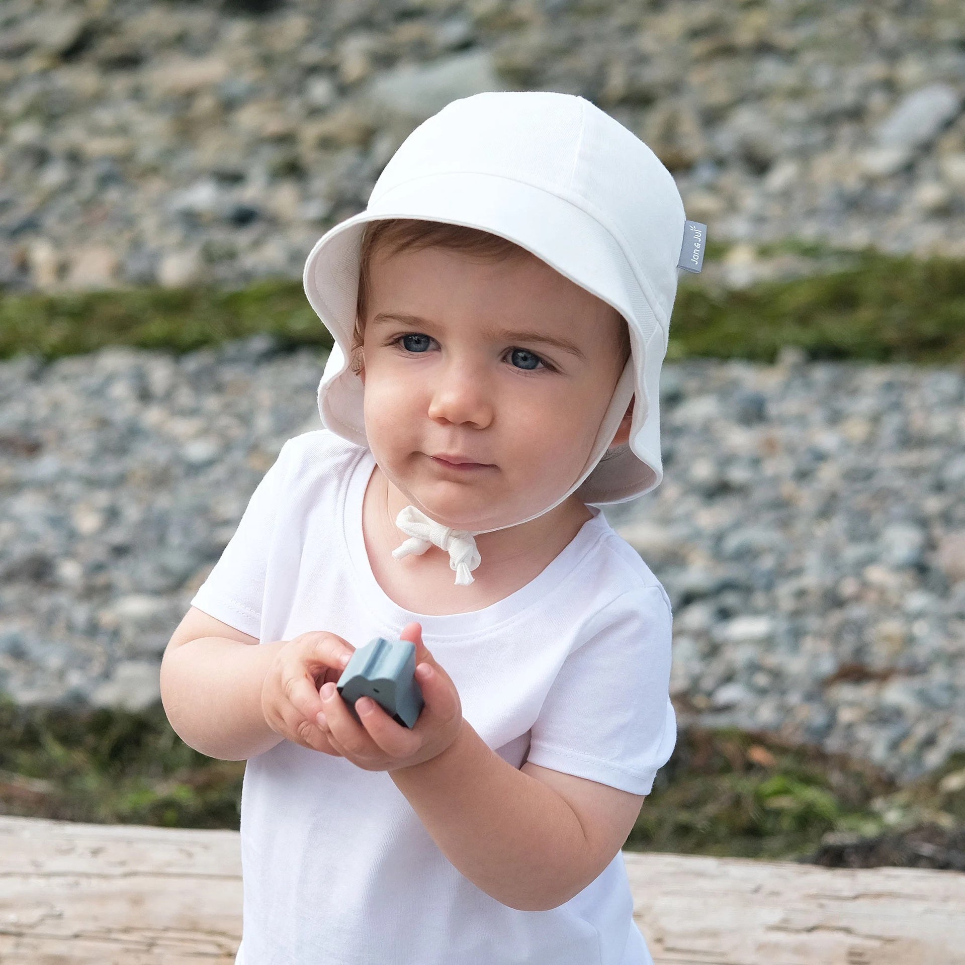 Jan & Jul Cozy Baby Bucket Hat - White