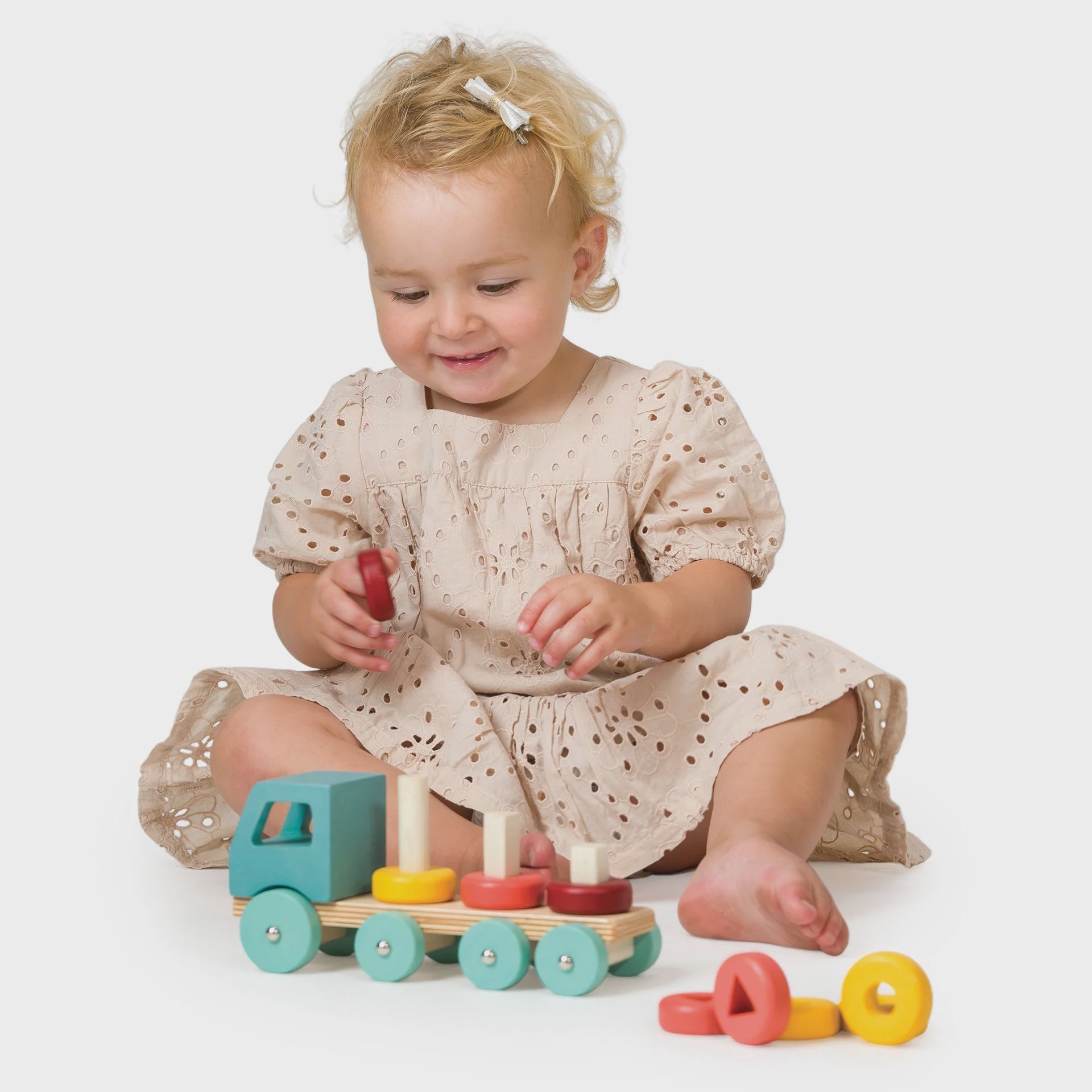 Mentari Stacking Peg Truck