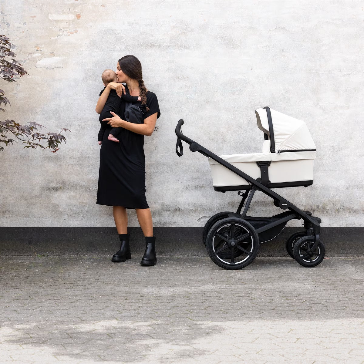 Thule Urban Glide 4-Wheel All-Terrain Stroller
