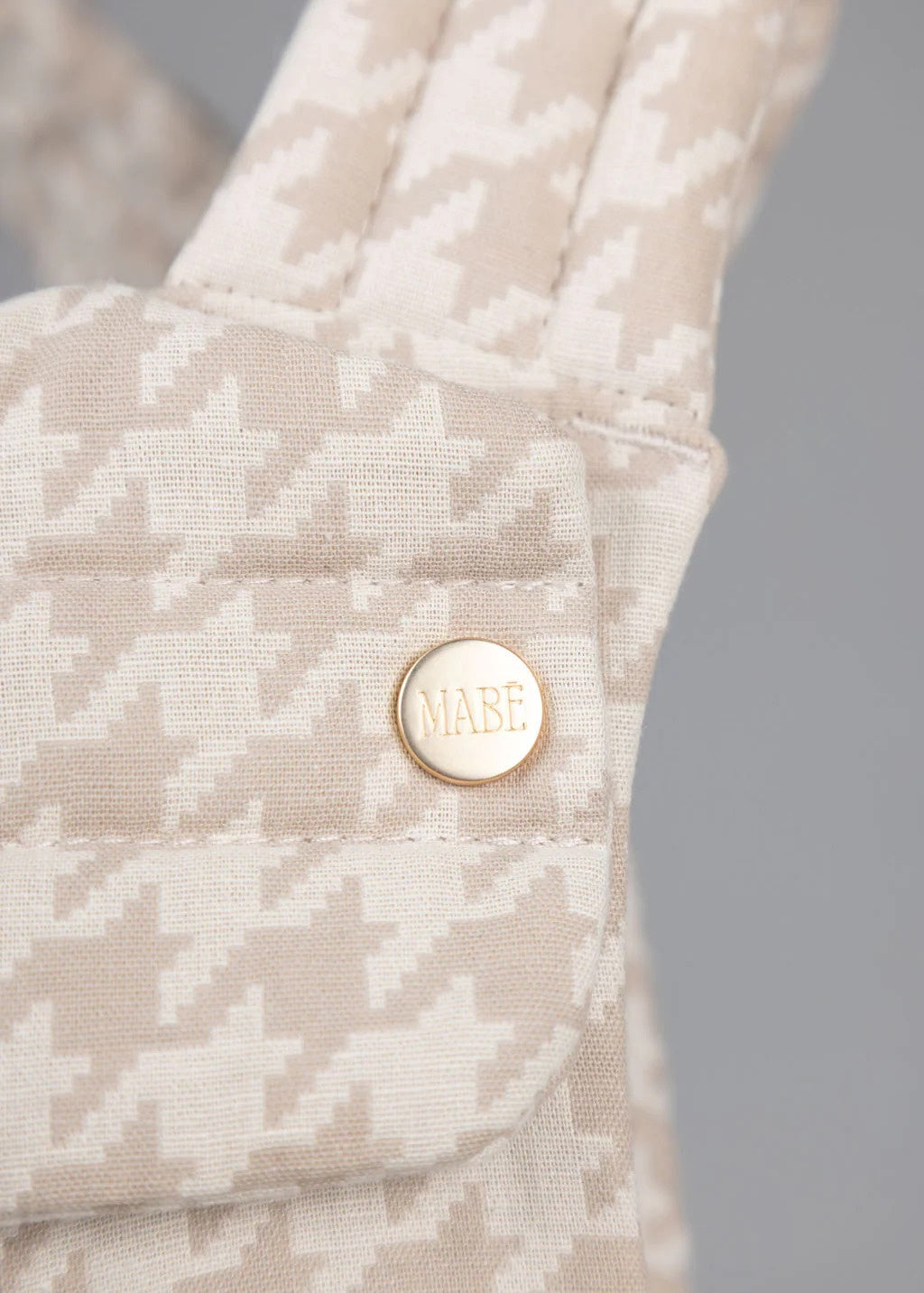 Mabē The Monarch Carrier - Houndstooth