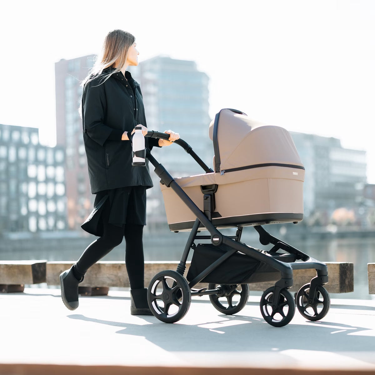 bassinet thule sleek