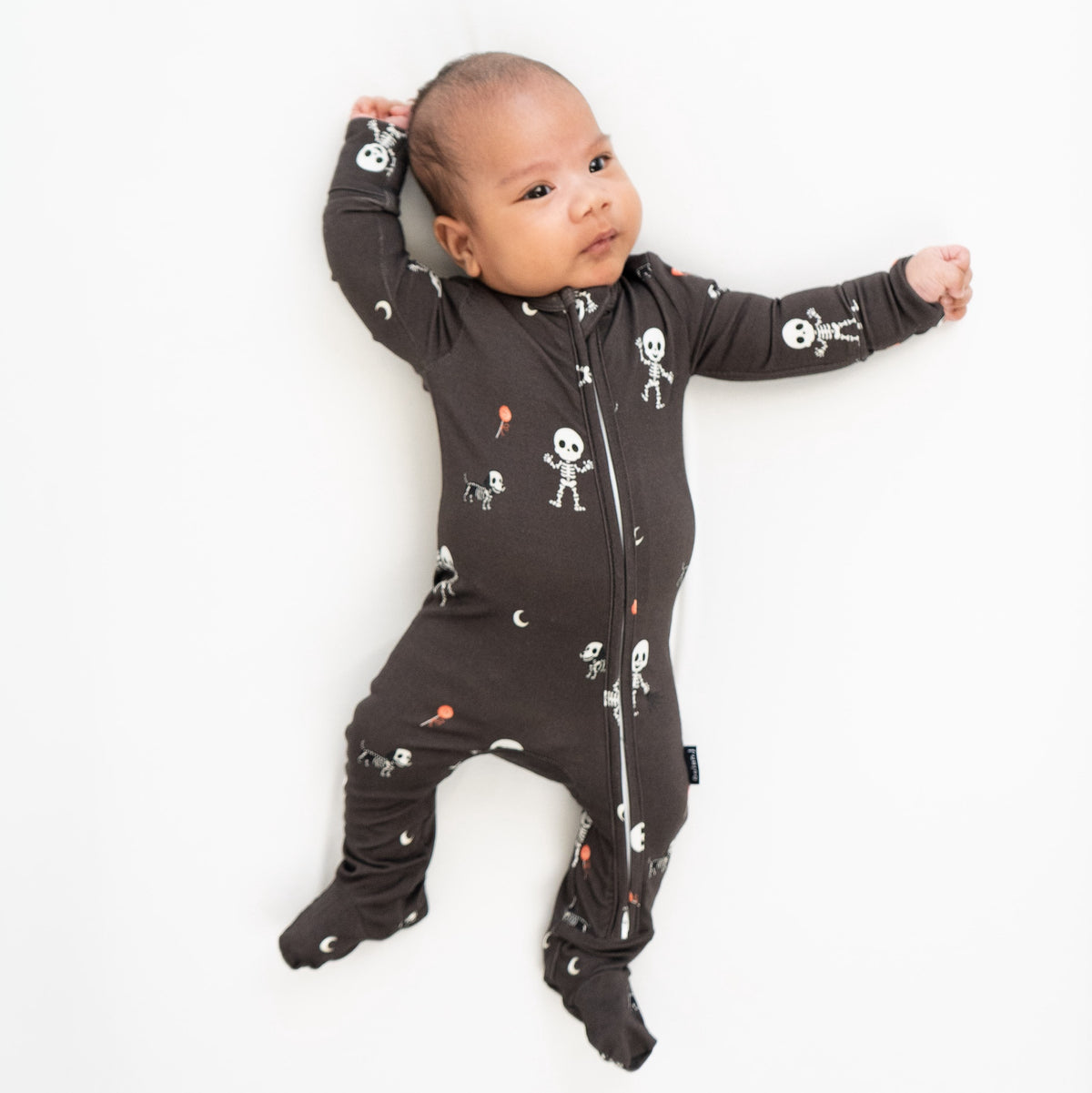 Footed Zipper Sleeper - Skullies