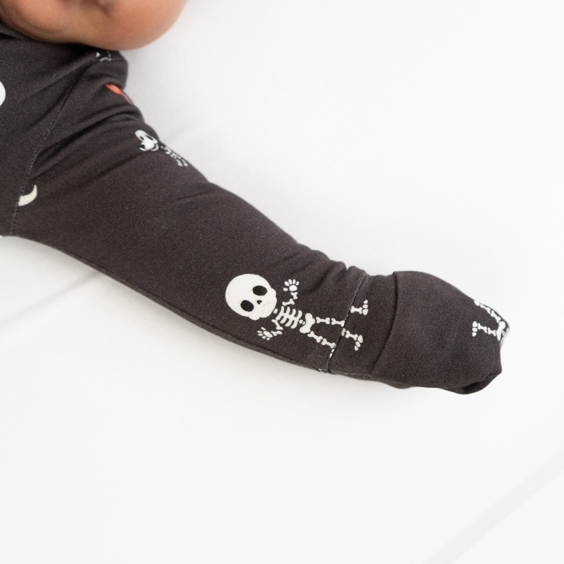 Footed Zipper Sleeper - Skullies