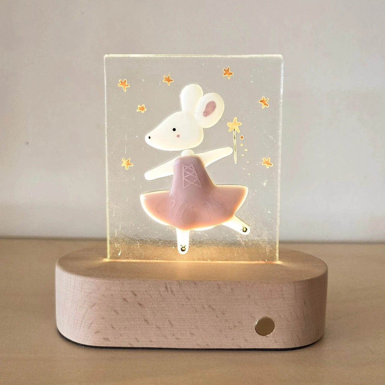 Veille Sur Toi Table Lamp