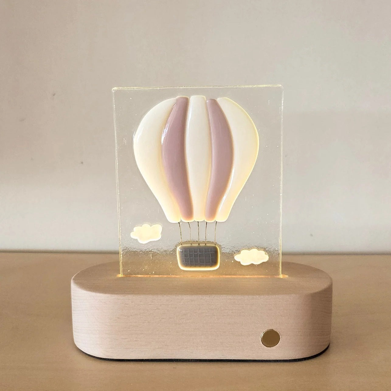Veille Sur Toi Table Lamp