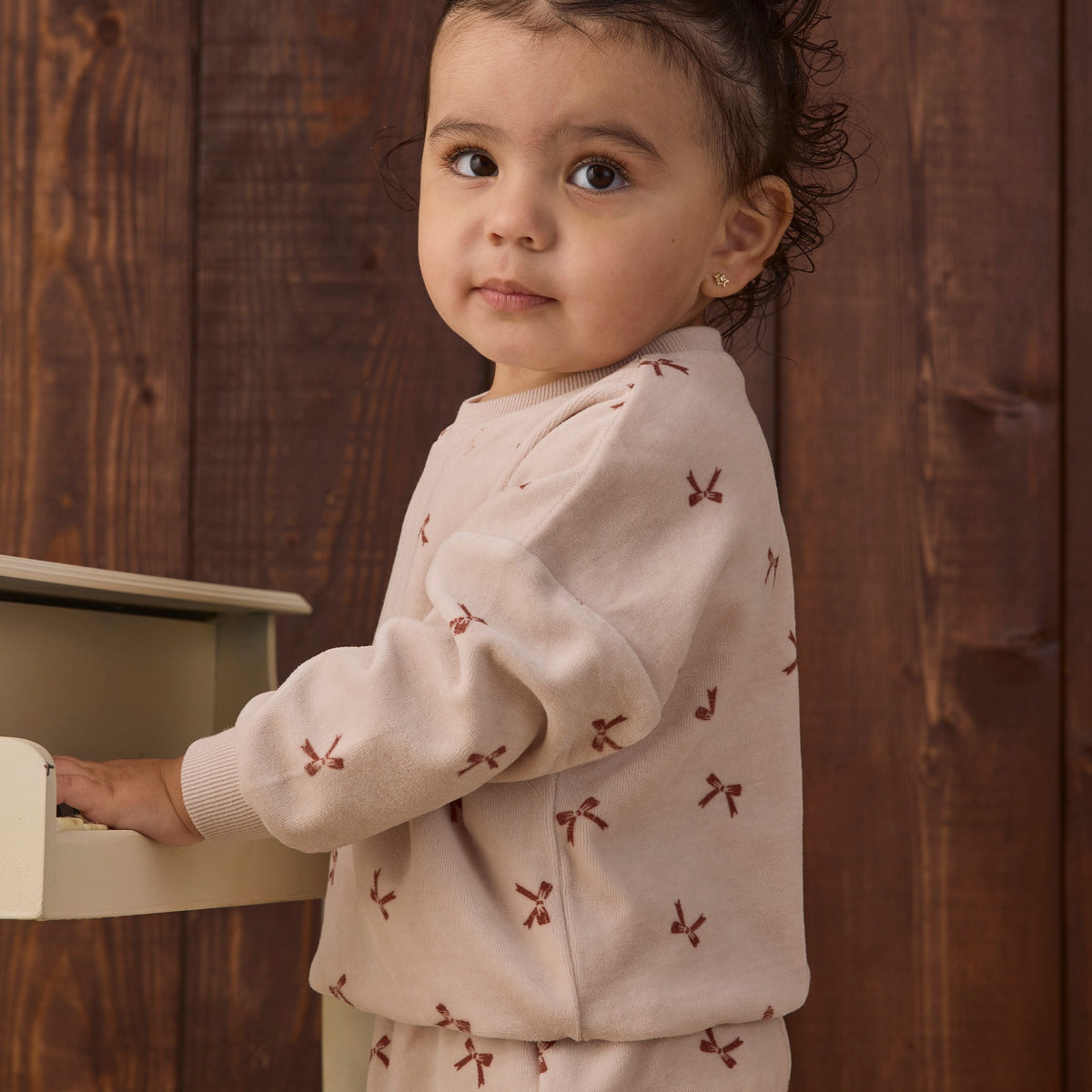 Quincy Mae Relaxed Velour Sweatshirt - Red Bows