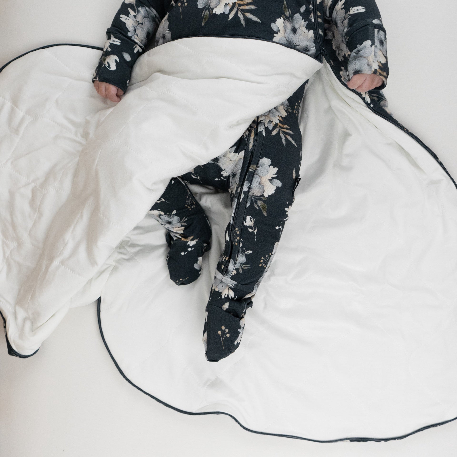 1.0 TOG Sleep Sack - Dark Floral