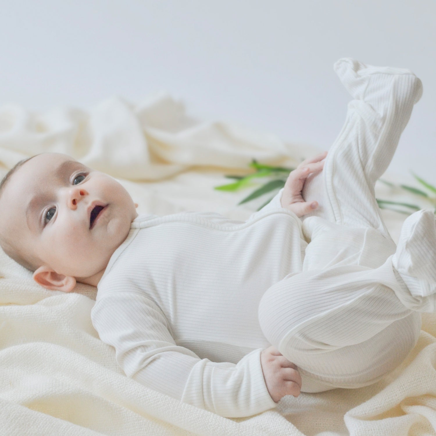 Ribbed Bamboo Footed Zipper Sleeper - Rice