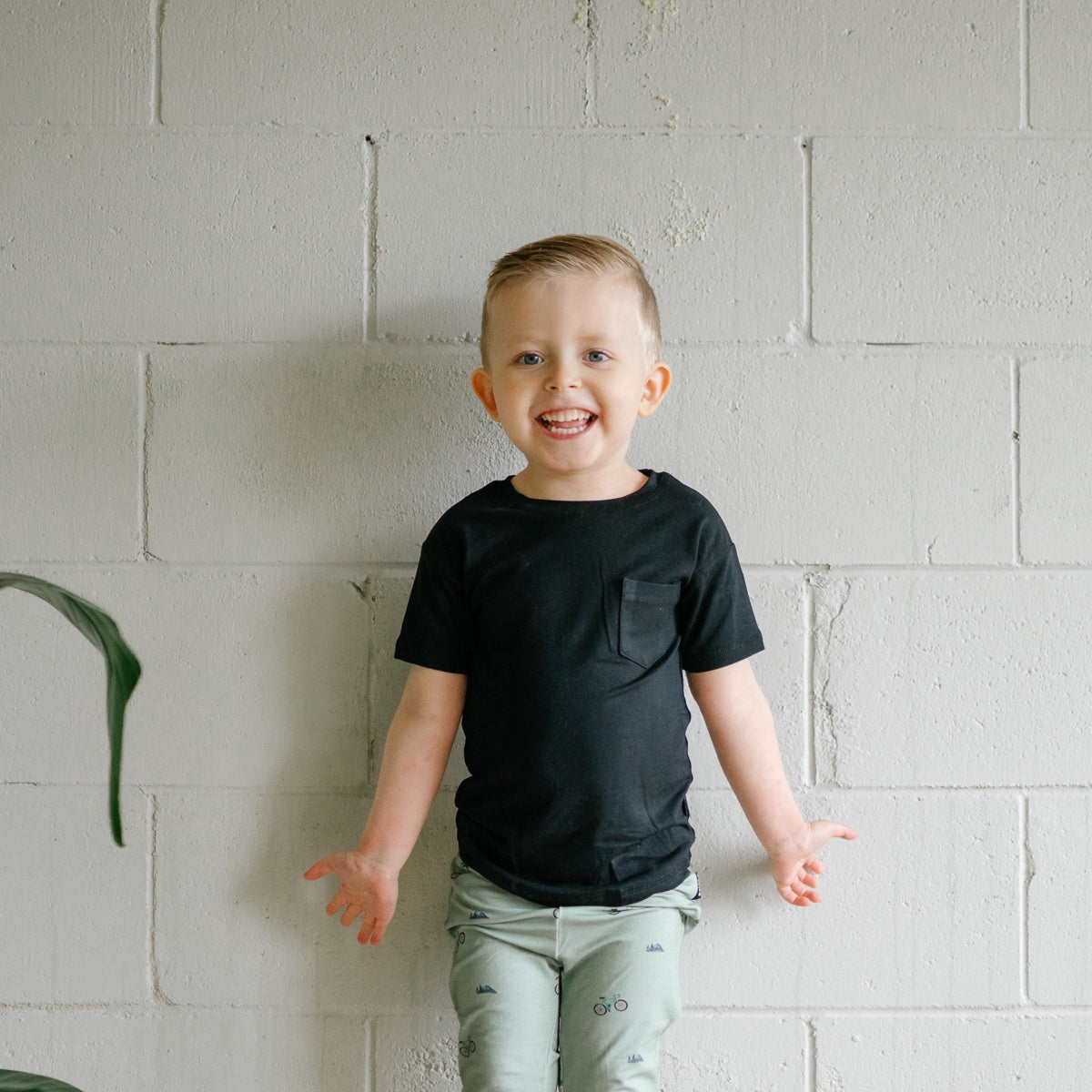 Short Sleeve Pocket Tee - Raven