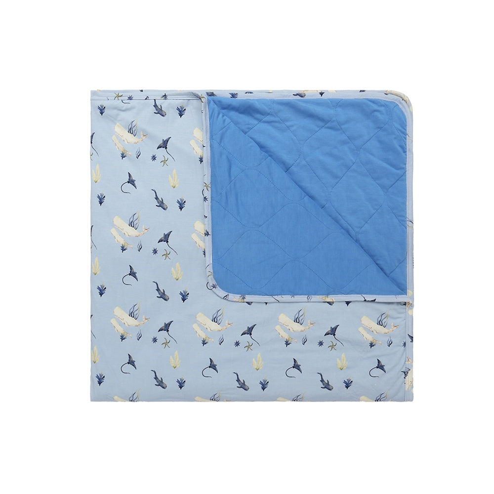 1.0 TOG Child Blanket - Whale Lover/Lake Blue