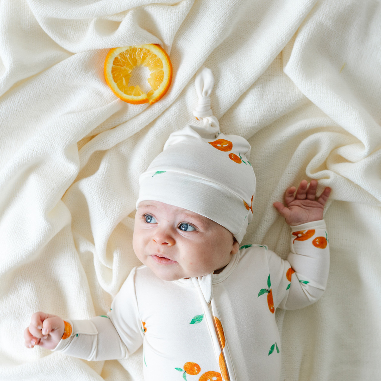 Knotted Hat - Clementines